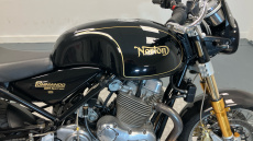 Norton Commando 961 SE